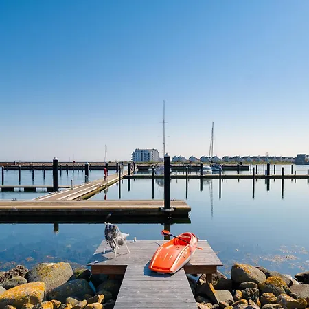 Bootshaus- Sauna, Steg, Meerblick, Kamin, Terrasse * オルペニッツ