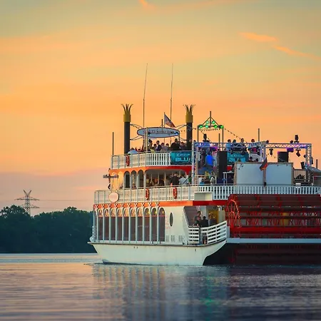 別荘 Bootshaus- Sauna, Steg, Meerblick, Kamin, Terrasse オルペニッツ