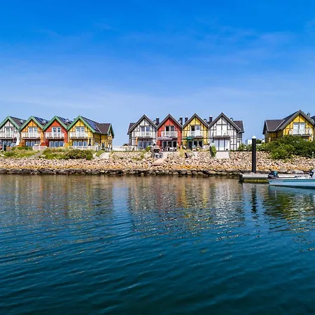 Bootshaus- Sauna, Steg, Meerblick, Kamin, Terrasse オルペニッツ