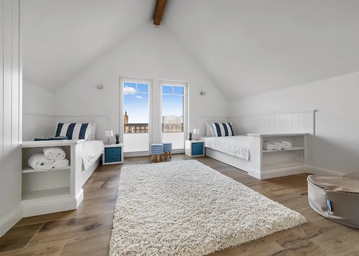 Bootshaus- Sauna, Steg, Meerblick, Kamin, Terrasse *